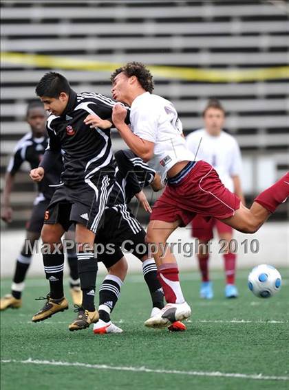 Thumbnail 2 in Poly vs Rowlett (Garland ISD Tournament) photogallery.