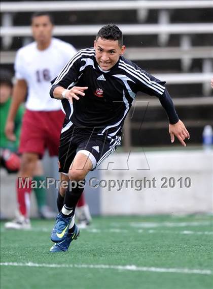 Thumbnail 2 in Poly vs Rowlett (Garland ISD Tournament) photogallery.