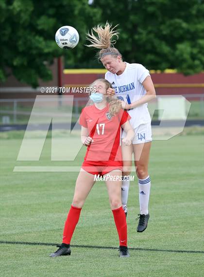 Thumbnail 3 in Lake Norman @ South Mecklenburg (NCHSAA 4A Playoffs Round 1) photogallery.