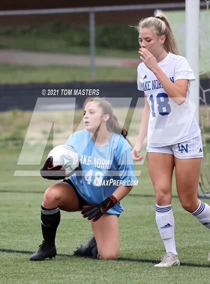 Thumbnail 2 in Lake Norman @ South Mecklenburg (NCHSAA 4A Playoffs Round 1) photogallery.