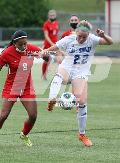 Thumbnail 1 in Lake Norman @ South Mecklenburg (NCHSAA 4A Playoffs Round 1) photogallery.