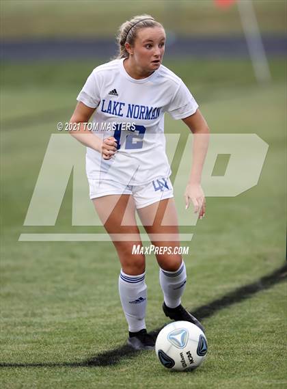 Thumbnail 3 in Lake Norman @ South Mecklenburg (NCHSAA 4A Playoffs Round 1) photogallery.