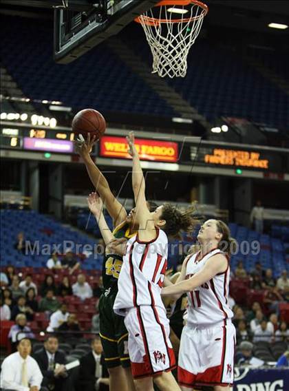 Thumbnail 2 in Kennedy vs. Monte Vista (CIF NorCal D1 Final) photogallery.