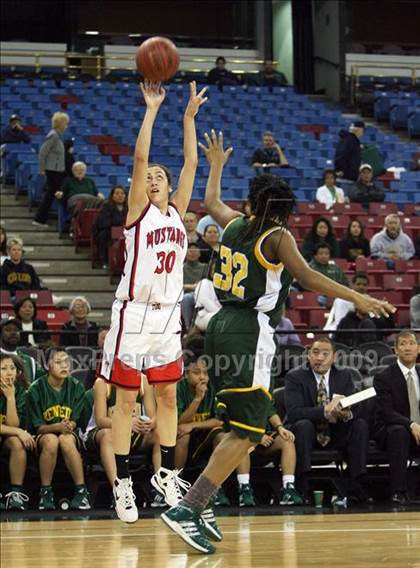 Thumbnail 1 in Kennedy vs. Monte Vista (CIF NorCal D1 Final) photogallery.