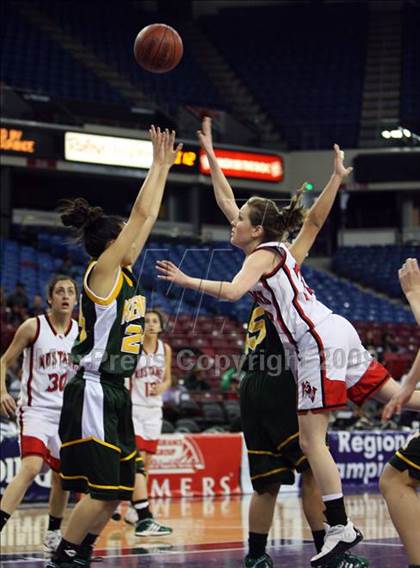 Thumbnail 1 in Kennedy vs. Monte Vista (CIF NorCal D1 Final) photogallery.