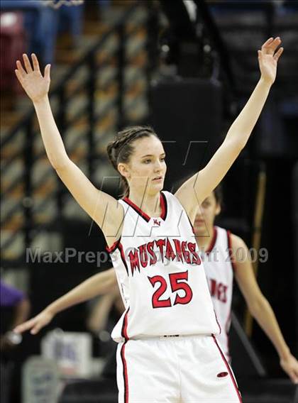 Thumbnail 2 in Kennedy vs. Monte Vista (CIF NorCal D1 Final) photogallery.