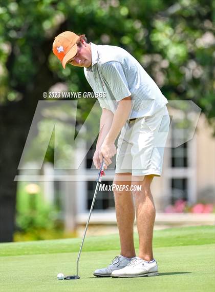 Thumbnail 1 in UIL 5A Boys Golf Finals photogallery.
