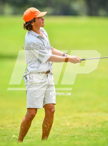 Thumbnail 2 in UIL 5A Boys Golf Finals photogallery.
