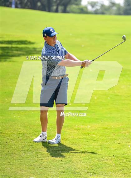 Thumbnail 2 in UIL 5A Boys Golf Finals photogallery.
