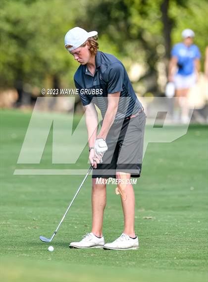 Thumbnail 3 in UIL 5A Boys Golf Finals photogallery.