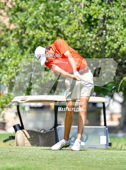 Thumbnail 2 in UIL 5A Boys Golf Finals photogallery.