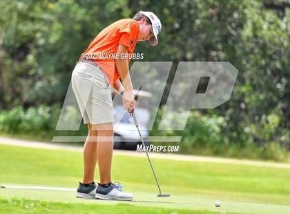 Thumbnail 1 in UIL 5A Boys Golf Finals photogallery.