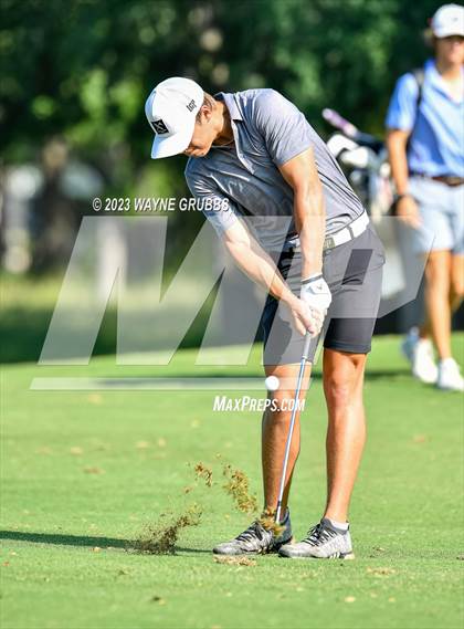 Thumbnail 2 in UIL 5A Boys Golf Finals photogallery.