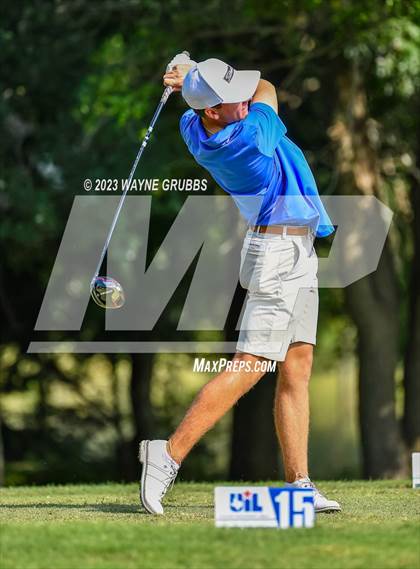 Thumbnail 3 in UIL 5A Boys Golf Finals photogallery.
