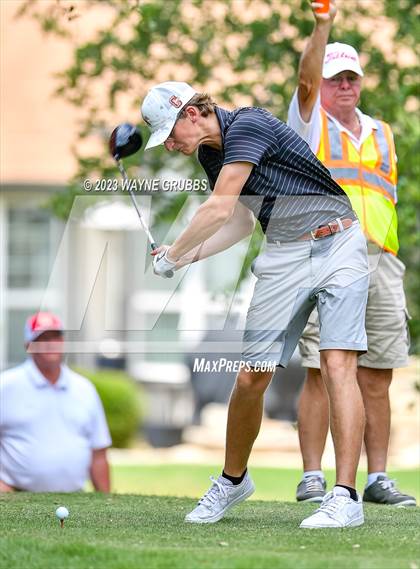 Thumbnail 2 in UIL 5A Boys Golf Finals photogallery.