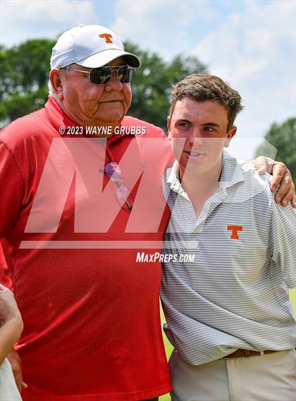 Thumbnail 1 in UIL 5A Boys Golf Finals photogallery.