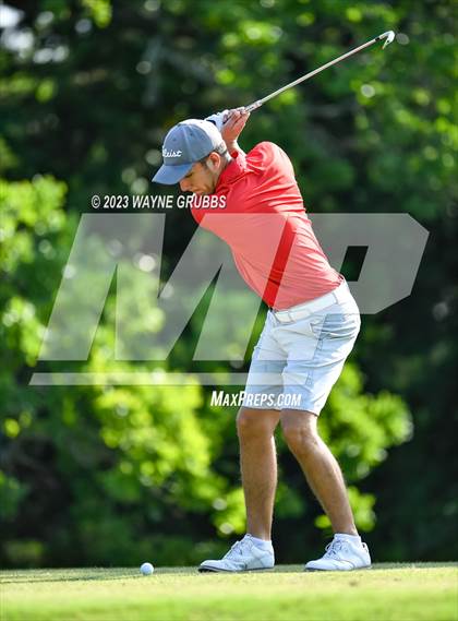 Thumbnail 1 in UIL 5A Boys Golf Finals photogallery.