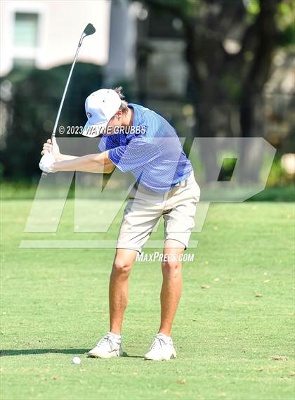 Thumbnail 3 in UIL 5A Boys Golf Finals photogallery.