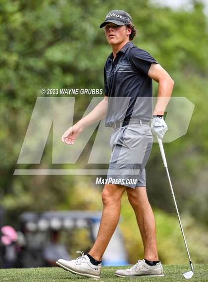 Thumbnail 1 in UIL 5A Boys Golf Finals photogallery.