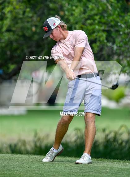 Thumbnail 2 in UIL 5A Boys Golf Finals photogallery.