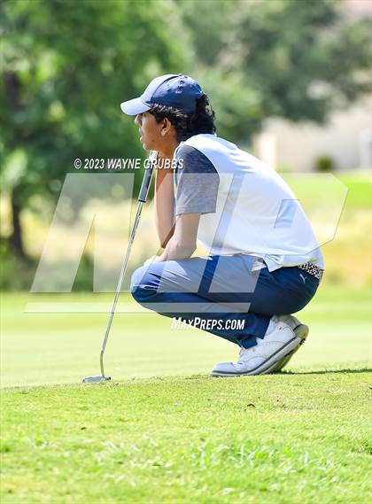 Thumbnail 3 in UIL 5A Boys Golf Finals photogallery.