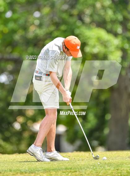 Thumbnail 1 in UIL 5A Boys Golf Finals photogallery.