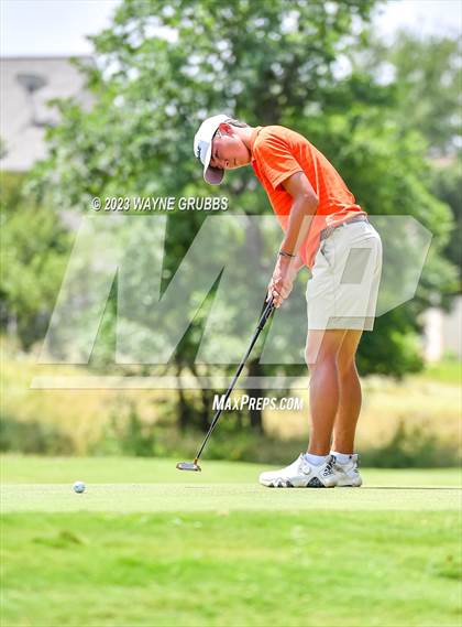 Thumbnail 3 in UIL 5A Boys Golf Finals photogallery.
