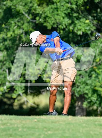 Thumbnail 1 in UIL 5A Boys Golf Finals photogallery.
