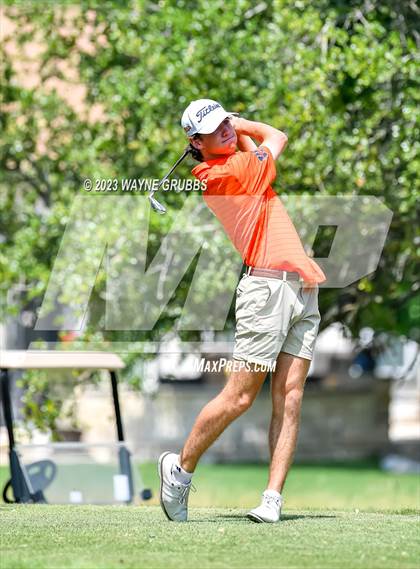 Thumbnail 3 in UIL 5A Boys Golf Finals photogallery.
