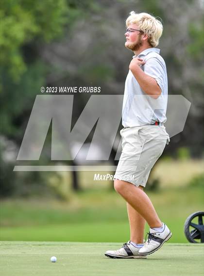 Thumbnail 1 in UIL 5A Boys Golf Finals photogallery.