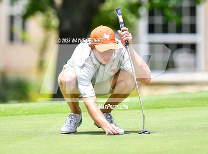 Thumbnail 3 in UIL 5A Boys Golf Finals photogallery.