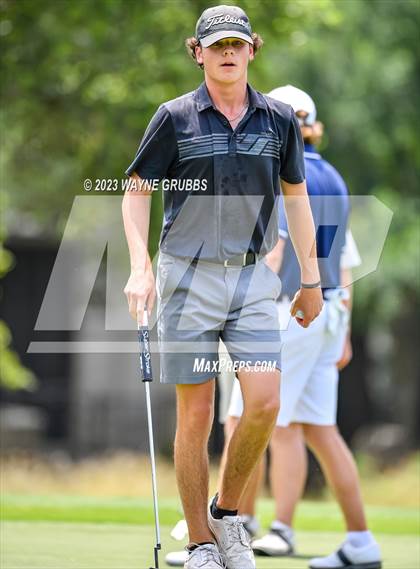 Thumbnail 3 in UIL 5A Boys Golf Finals photogallery.