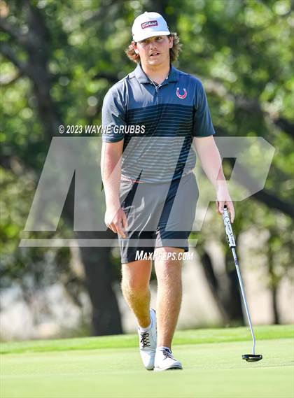 Thumbnail 1 in UIL 5A Boys Golf Finals photogallery.