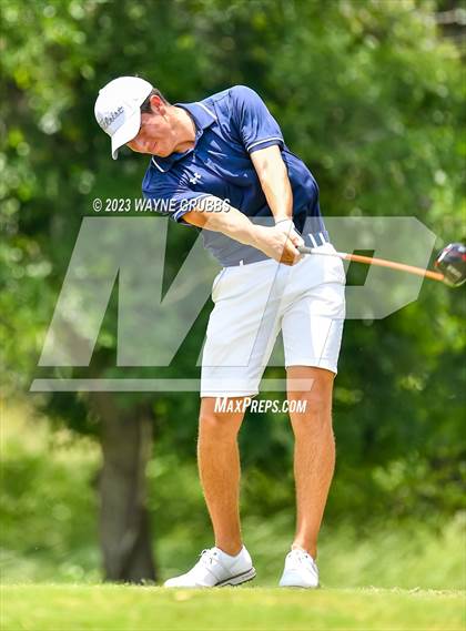 Thumbnail 3 in UIL 5A Boys Golf Finals photogallery.