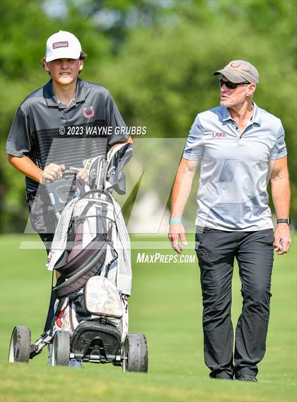 Thumbnail 2 in UIL 5A Boys Golf Finals photogallery.