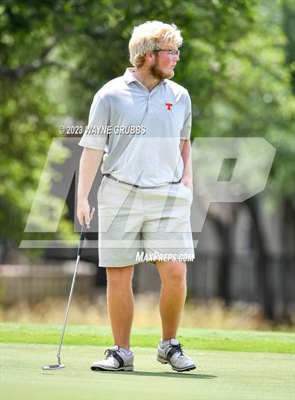 Thumbnail 1 in UIL 5A Boys Golf Finals photogallery.