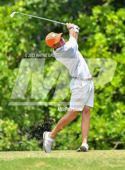 Thumbnail 2 in UIL 5A Boys Golf Finals photogallery.