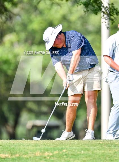 Thumbnail 1 in UIL 5A Boys Golf Finals photogallery.
