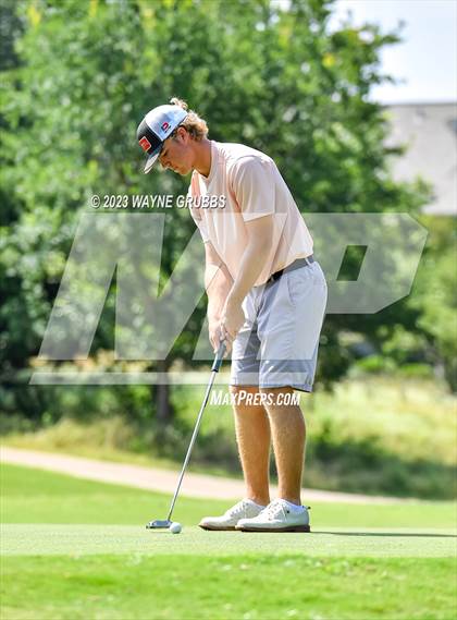 Thumbnail 2 in UIL 5A Boys Golf Finals photogallery.