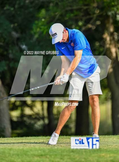 Thumbnail 2 in UIL 5A Boys Golf Finals photogallery.