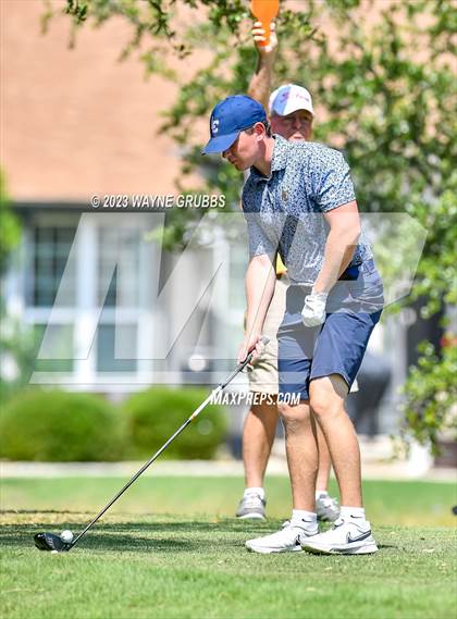 Thumbnail 1 in UIL 5A Boys Golf Finals photogallery.
