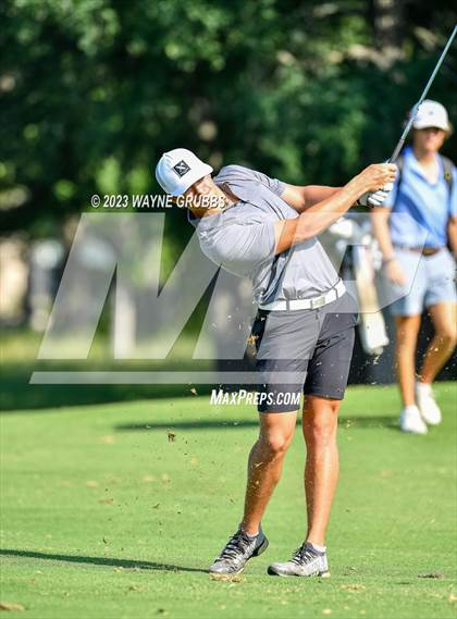Thumbnail 3 in UIL 5A Boys Golf Finals photogallery.