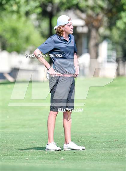 Thumbnail 1 in UIL 5A Boys Golf Finals photogallery.