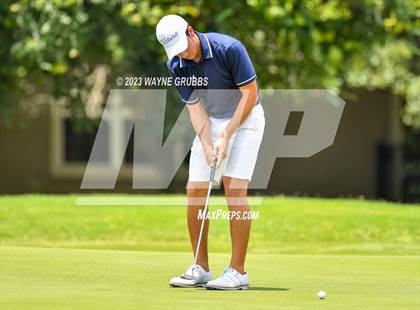Thumbnail 3 in UIL 5A Boys Golf Finals photogallery.
