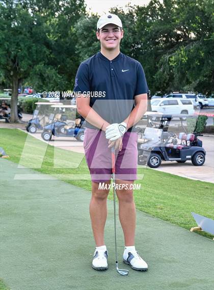 Thumbnail 2 in UIL 5A Boys Golf Finals photogallery.