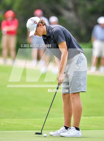 Thumbnail 1 in UIL 5A Boys Golf Finals photogallery.