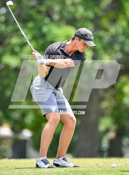 Thumbnail 2 in UIL 5A Boys Golf Finals photogallery.