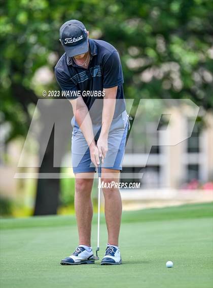 Thumbnail 3 in UIL 5A Boys Golf Finals photogallery.