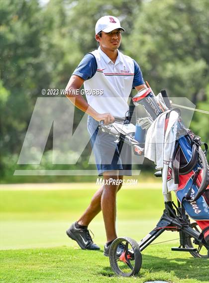 Thumbnail 1 in UIL 5A Boys Golf Finals photogallery.