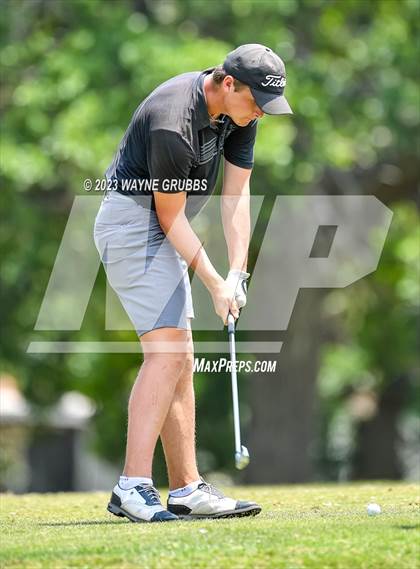 Thumbnail 3 in UIL 5A Boys Golf Finals photogallery.